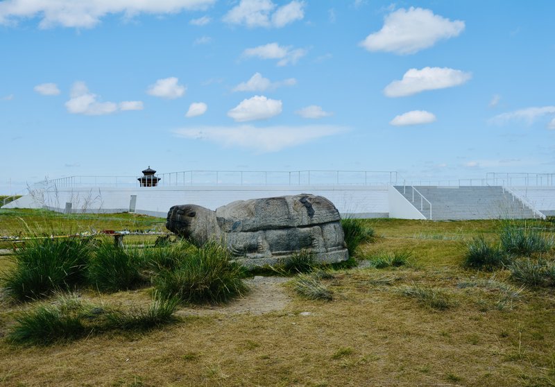 Blick über die Grabung der „Großen Halle“ in Karakorum