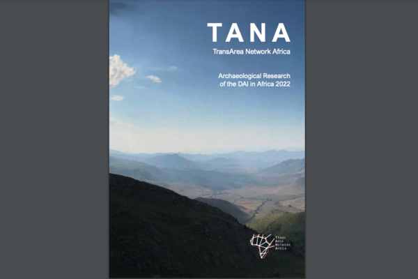 Cover Tana Broschüre 2022